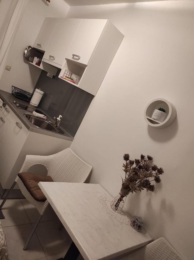 Roko Apartments Biograd Na Moru Esterno foto