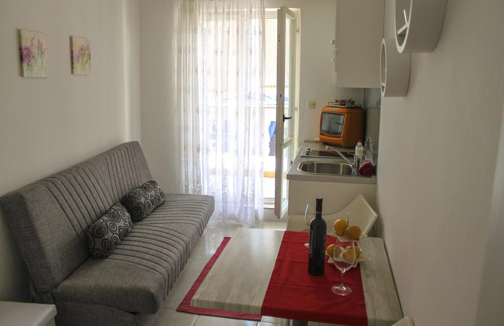 Roko Apartments Biograd Na Moru Esterno foto